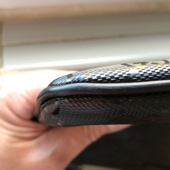 Today Only🌺AUTHENTIC GUCCI MONOGRAM IMPRIME CROSSBODY BAG🌺price firm - Picture 16 of 16